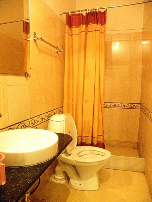 כלכותה Hotel Esplanade Chambers מראה חיצוני תמונה