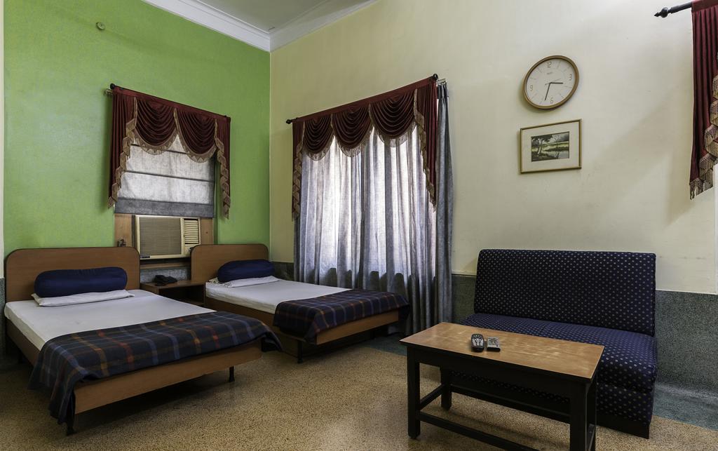 כלכותה Hotel Esplanade Chambers מראה חיצוני תמונה